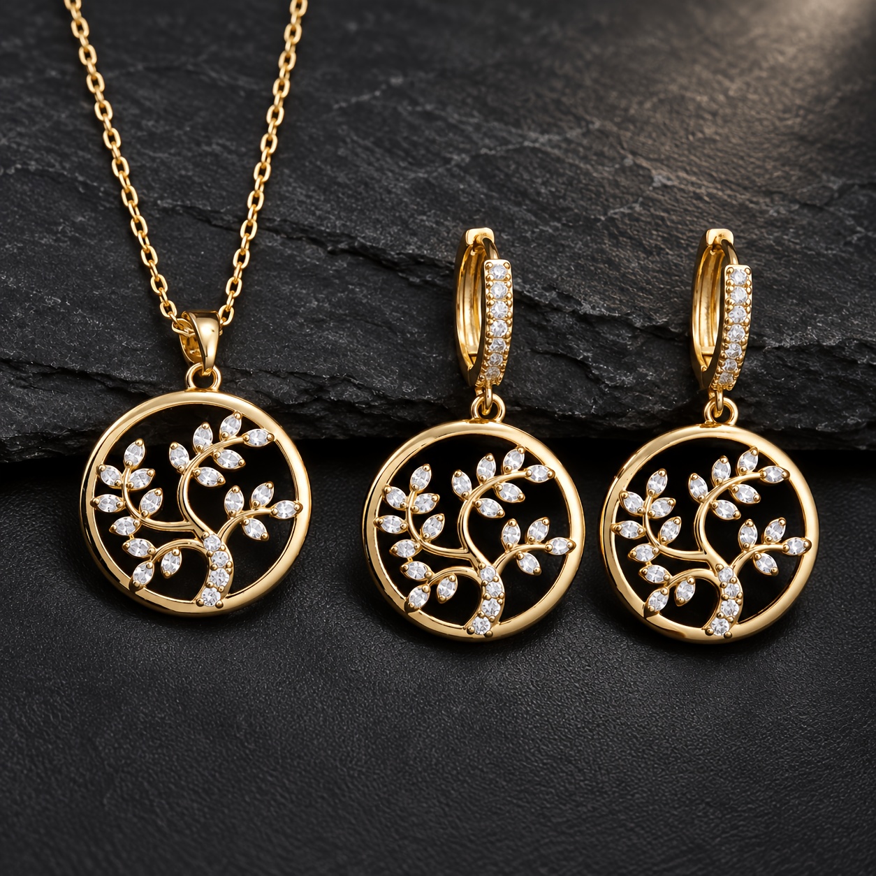 TEMU Ensemble de bijoux pour femmes, cadeaux d'Halloween et de Noël : 3pcs Collier de luxe tendance avec pendentif en acier inoxydable,