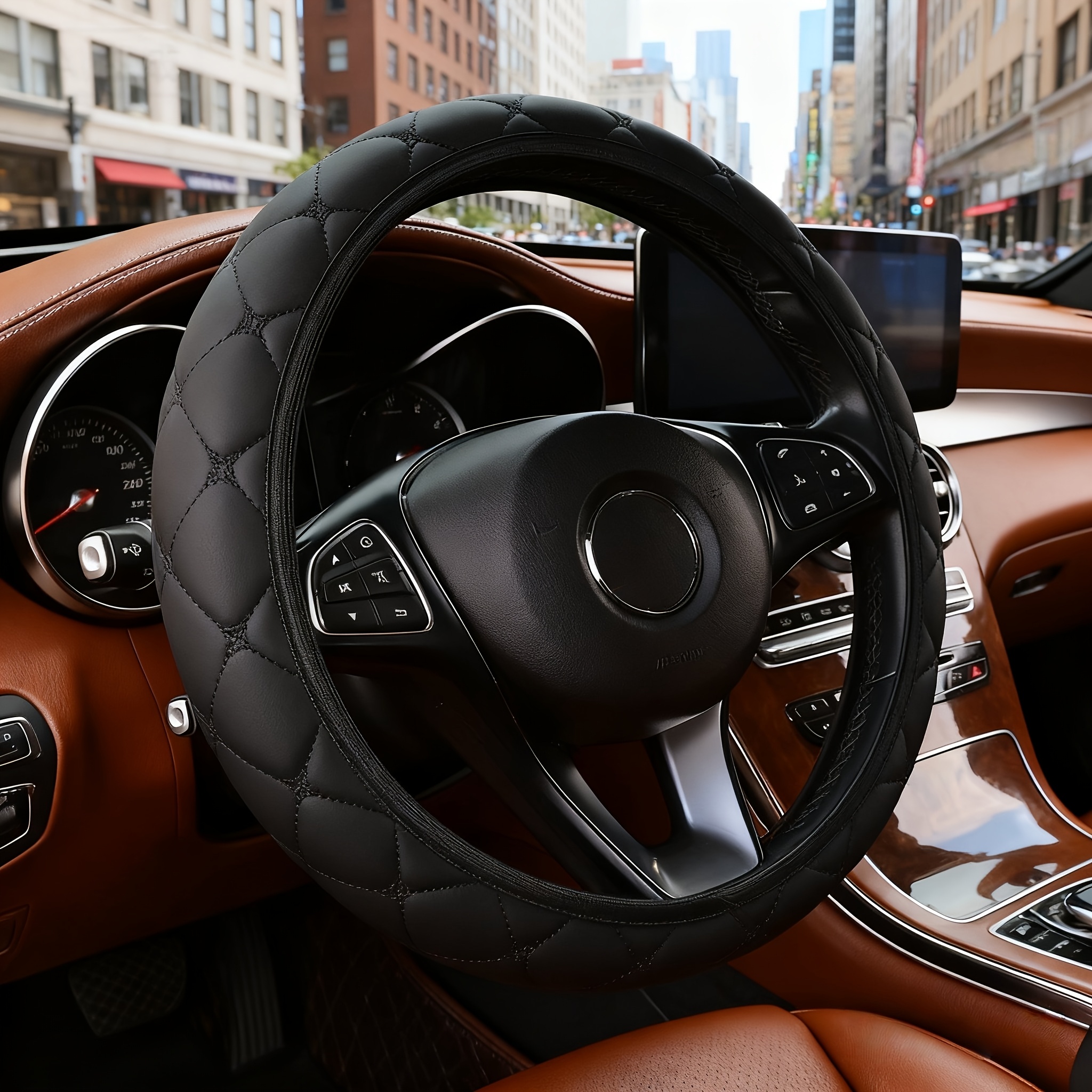 Funda de Volante en Cuero PU, Sin Anillo Interior para Fácil Instalación, Textura Clásica de Estrella de Cuatro Puntas y Rombos, Compatible con Volantes Tipo O y D de 38 cm/15" para Sedán y SUV