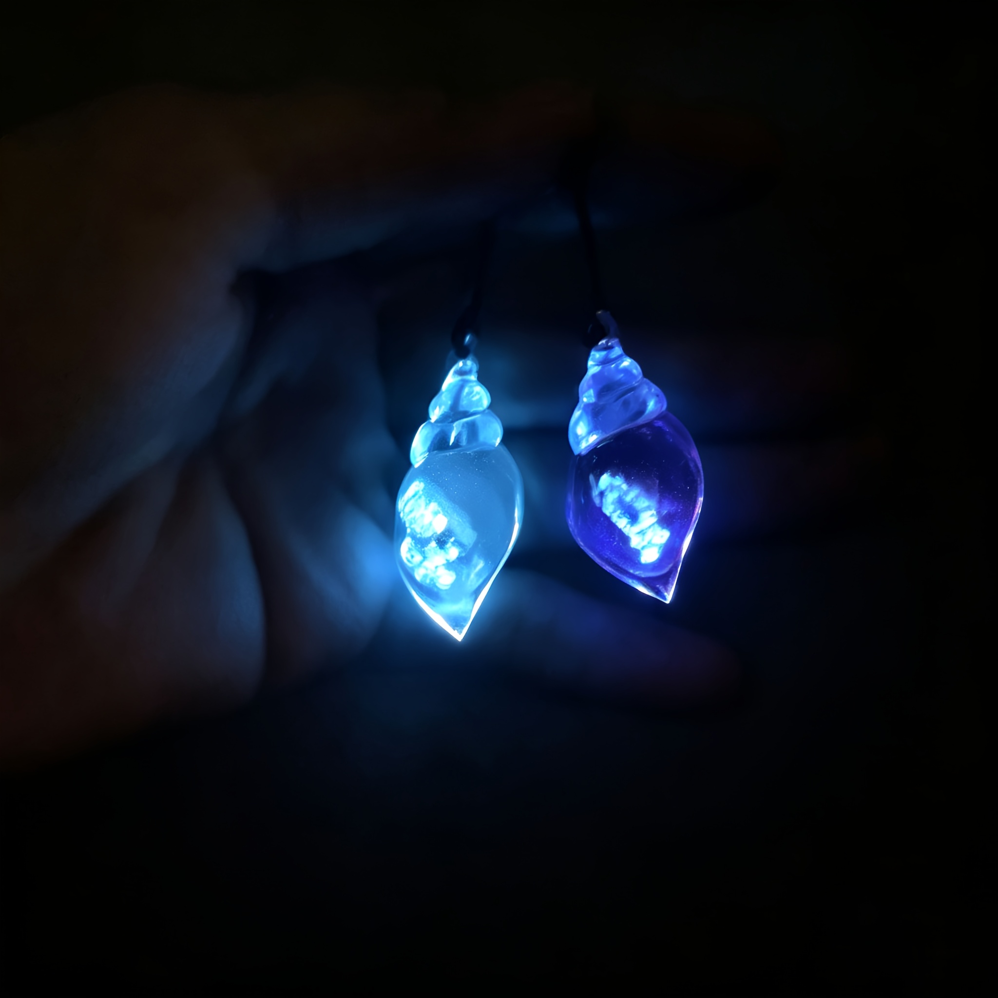 2pc Glow Seashell Necklaces, Romantic Nighttime Essentials