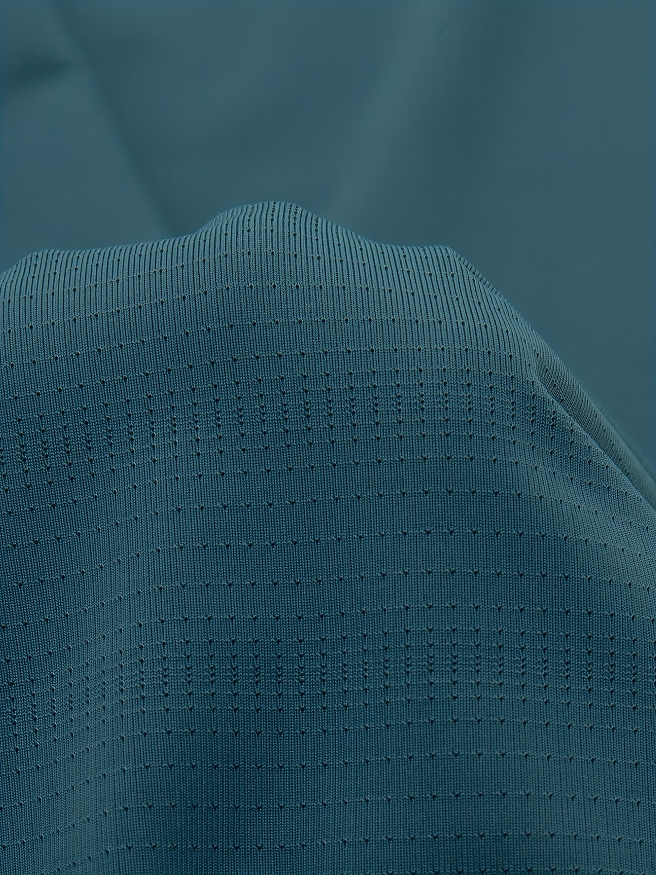 1pc Men's Ice Sliky Fiber T-Shirt with -7? Ice Feel Technology, Moisture-Wicking Quick-Dry High Elasticity Fabric, Breathable Gradient Mesh Design for Sports & Casual Wear - Black, All-Season Round Neck Short Sleeve Tee, Summer Activewear, Moisturewicking Fabric, High Elasticity Shirt