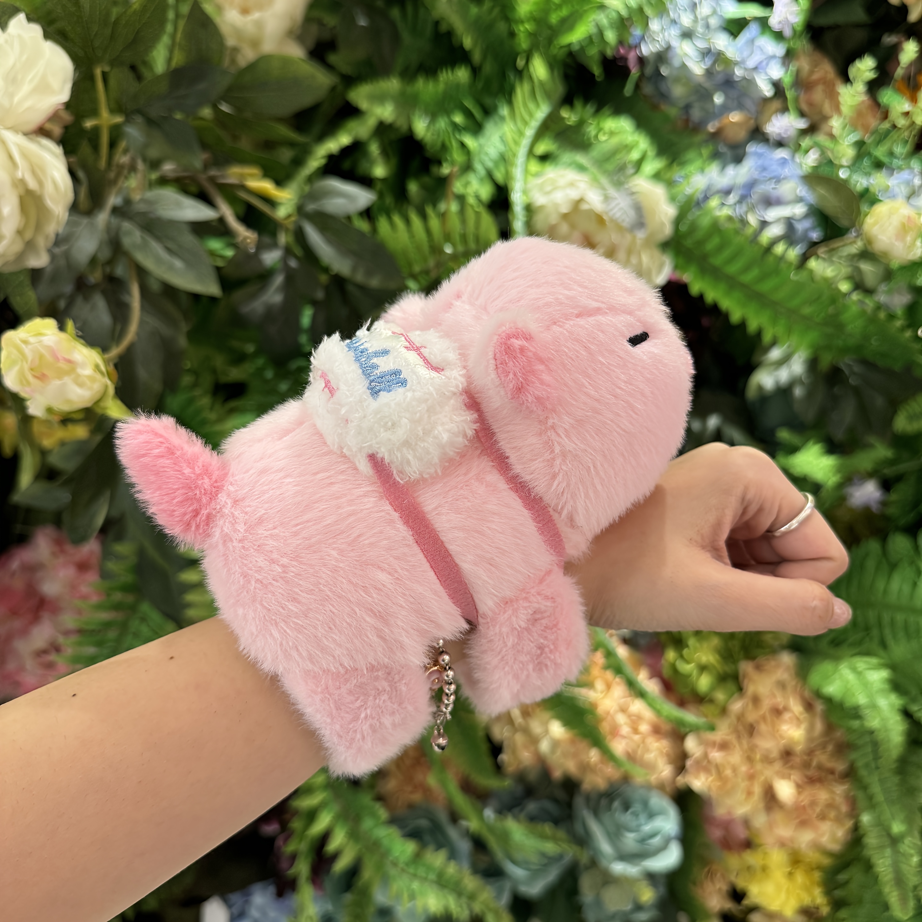 TEMU Capybara Plush Slap Bracelet, Kawaii Soft Stuffed Animal Toy, Cute Gift For Kids Girls Boys Women, Birthday Halloween Christmas Gift