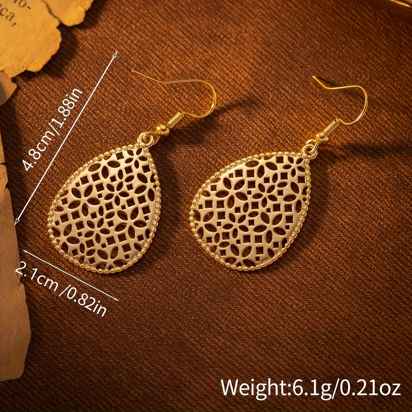 Vintage Court-Style Hollowed-Out Teardrop Earrings