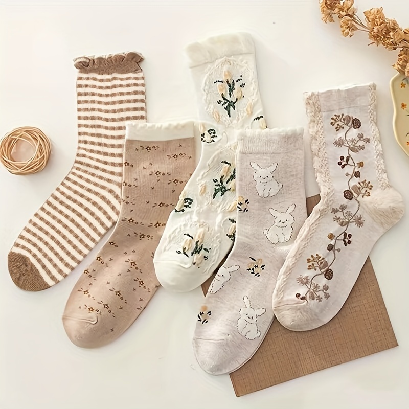 Image of 5 Pairs Of Women's Mid-calf Socks Featuring A Retro Style With Versatile 3d Embossed Patterns And Cute Cartoon Bunnies