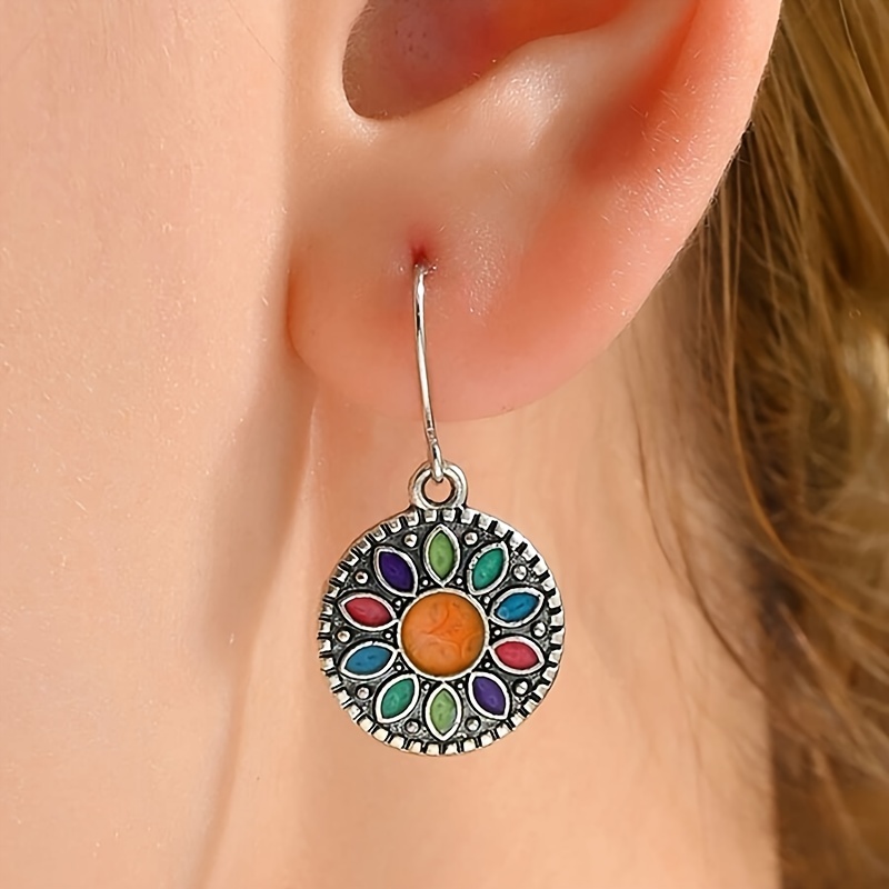 Vintage Round Oil Drop Flower Dangle Earrings For Women, Alloy & Copper Earring Set, Retro Elegant Jewelry For Daily Wear details 0