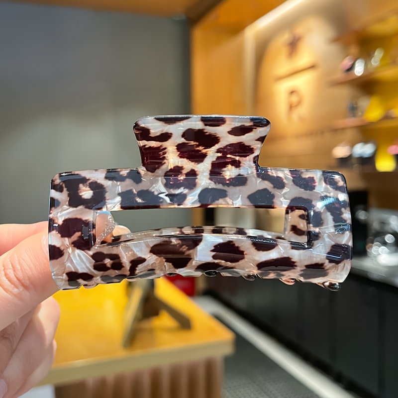 Image of 1pc Leopard Print Acrylic Rectangular Hair Claw Clip Anti Slip Hair Jaw Clip, Used For Thick Hair Accessories
