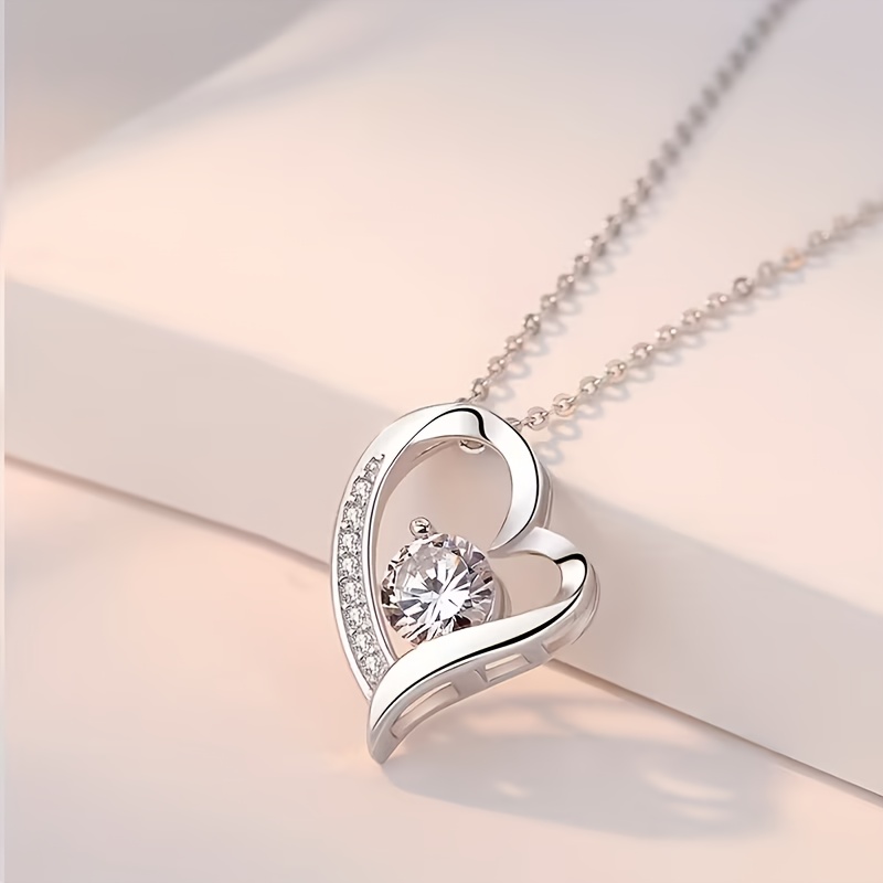 Exquisite Heart-Shaped Necklace Gift Box Set for Sisters