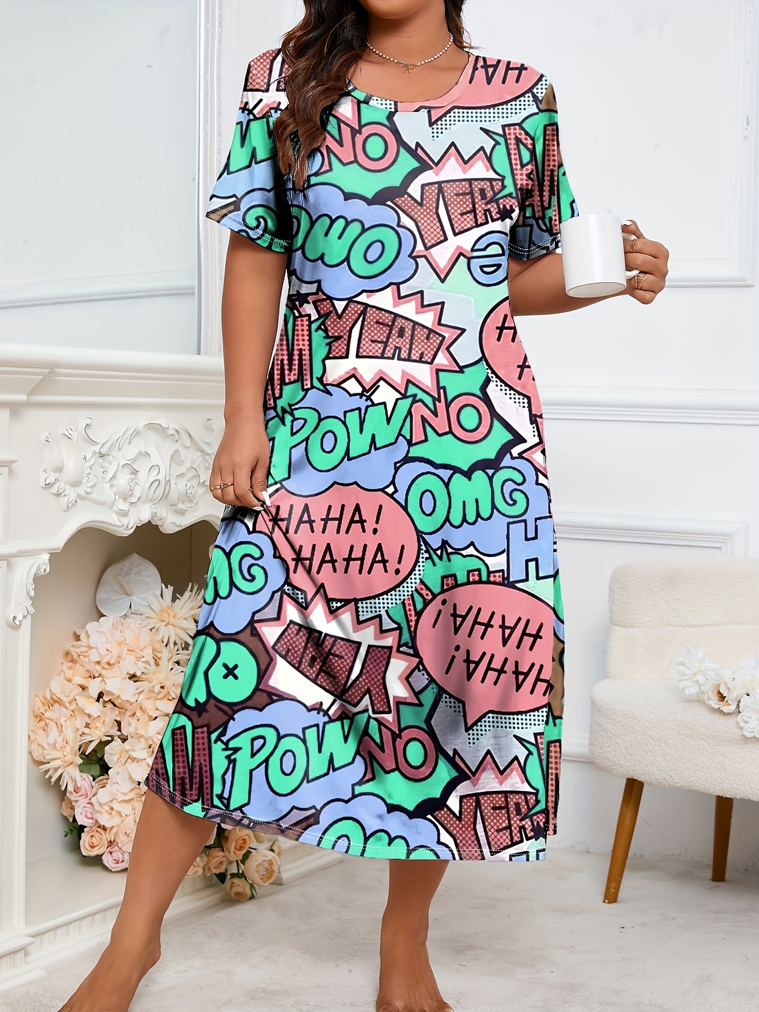 1pc Elegant Plus Size Night Dress, Women'S Polyester Knit Fabric Crew Neck  Sleepwear with * Stretch * * Dress with Random * Art Print