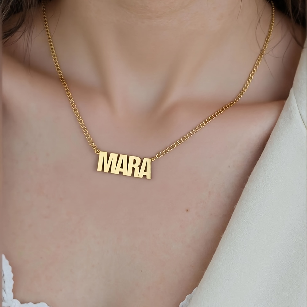 Women's Delicate Personalized Name Necklace, Customizable Pendant