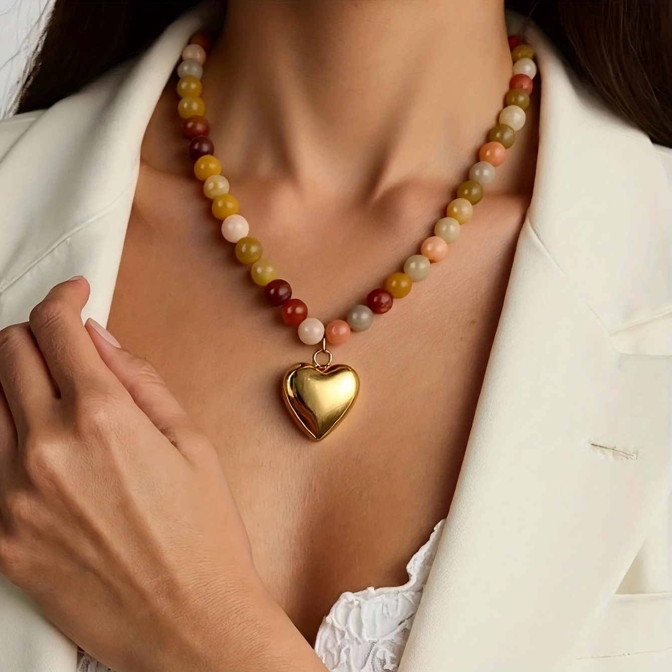 E-shop 1 Stück Bohemian Naturstein Halskette, Handgefertigte Perlenkette, Edelstahl vergoldeter Herzanhänger, für Frauen für Partys, Damenschmuck