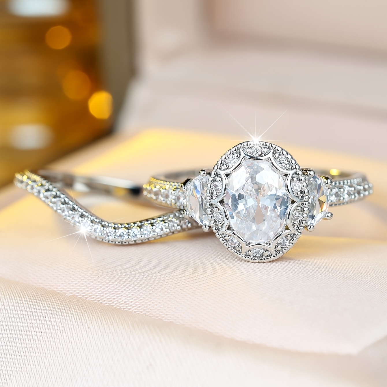 2pc Women's Rings Set with White Egg-Shaped Zirconia