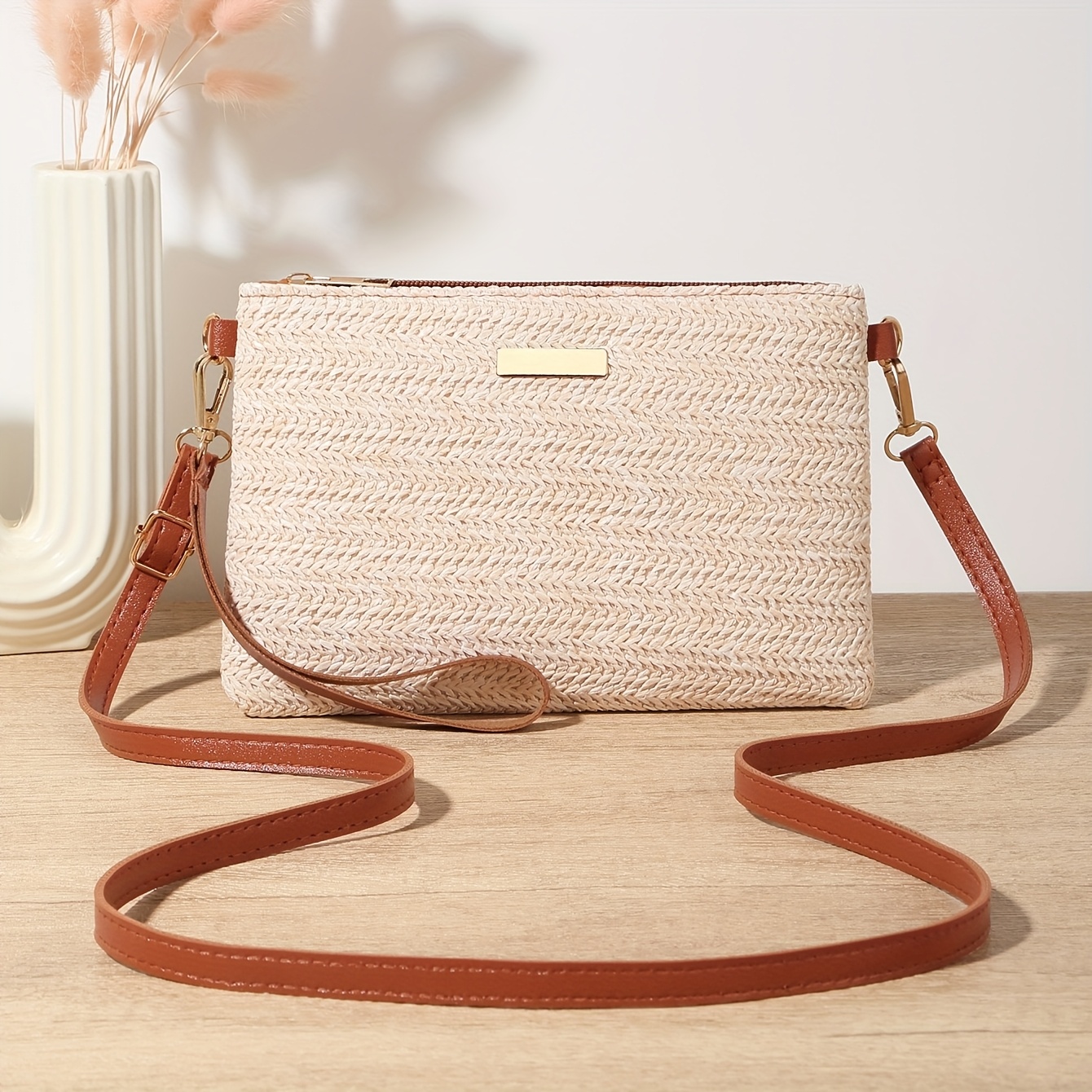 E-shop Crossbody Bag Sommer Neue Lässige Gewebte Tasche, Einfaches Uni-Farben Design, Leicht und Vielseitig, Hand- und Schultertasche, Kombiniert Handy