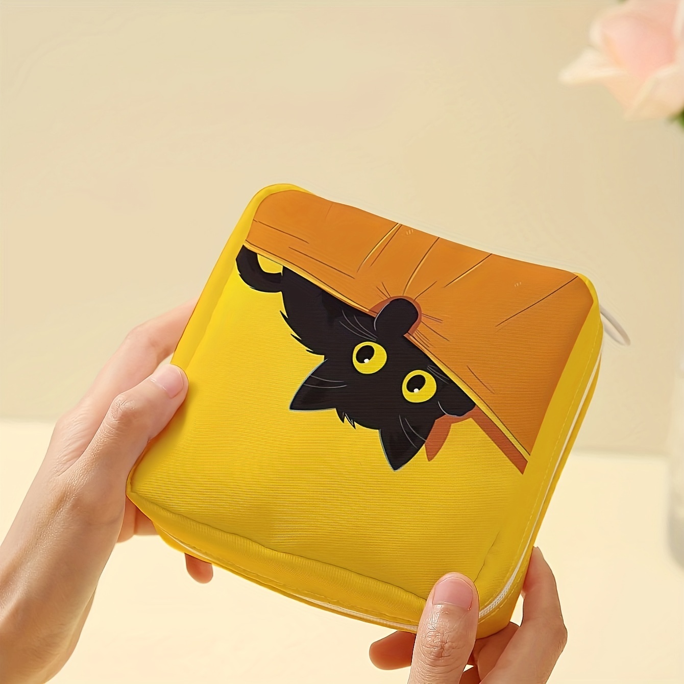 Cat Pattern Portable Large Capacity Sanitary Napkin Storage Bag, Candy And Miscellaneous Storage Bag, Lightweight Multifunctional Bag