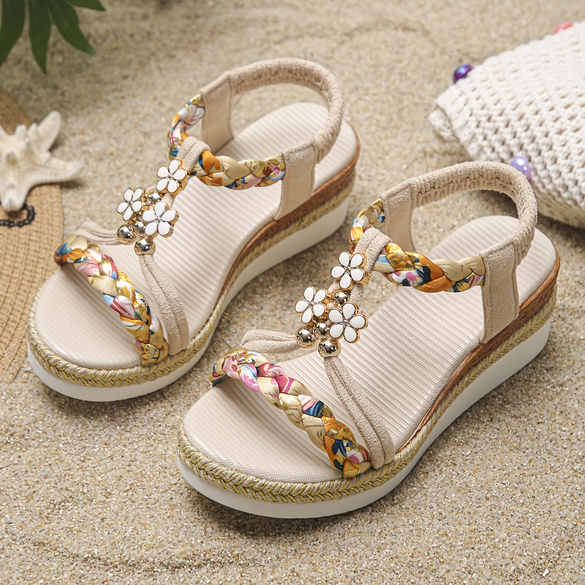 Image of A Pair Of Summer Girls' Sandals, Fashionable Floral Slip-ons Suitable For Daily Wear, Comfortable, Simple, And Lightweight Summer Wedge Sandals For Girls
