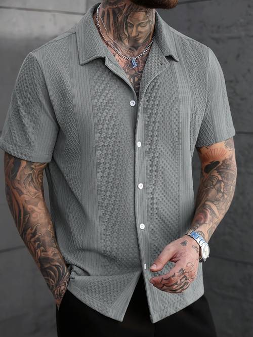 camisa de manga corta tejida de color para hombre