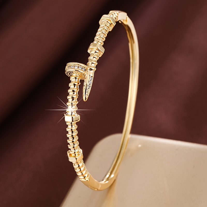 1pc Fashion Spiral Texture Design Synthetic Zirconia Inlaid Women's
