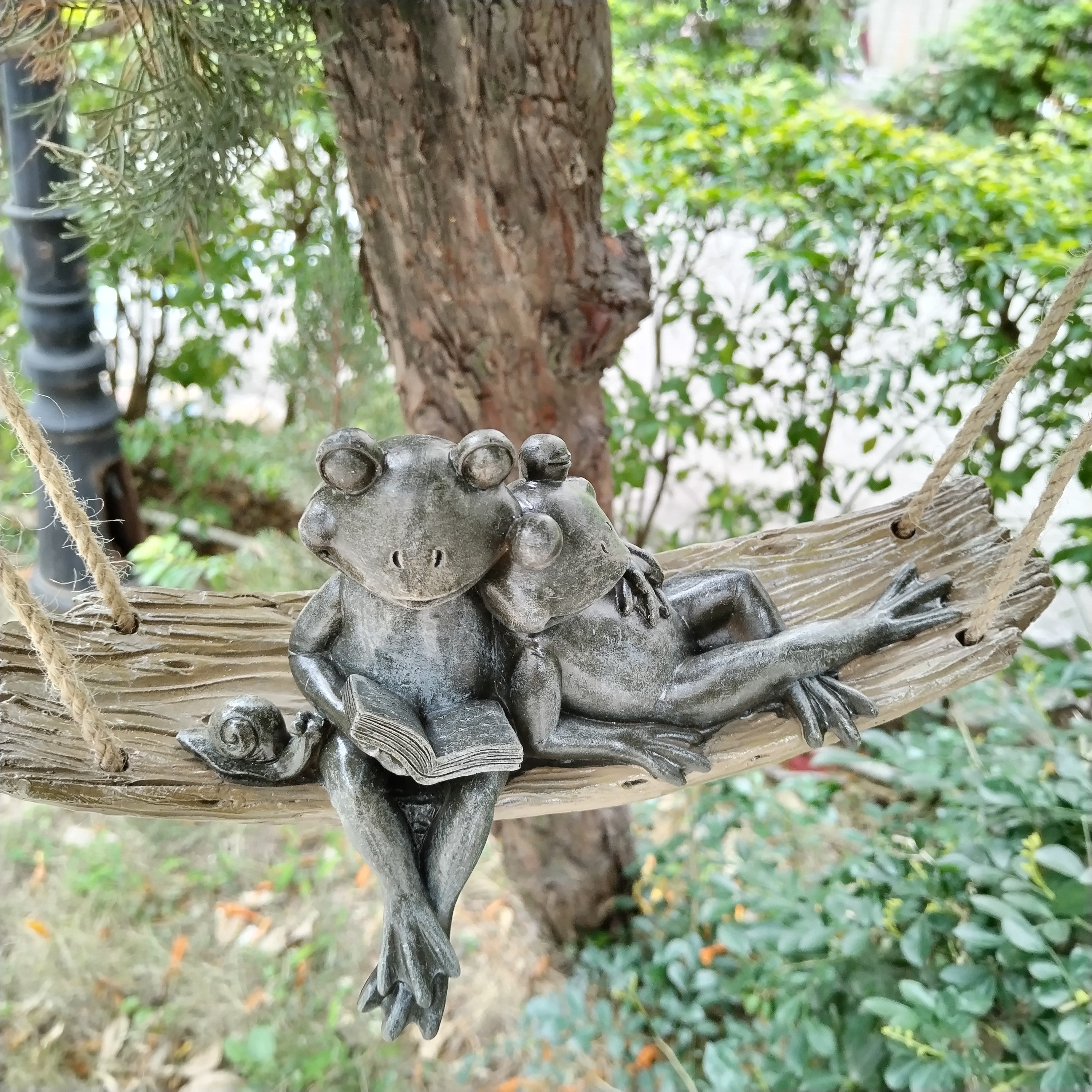 A Pair Of Swing Frogs Suitable For Home Decoration, Courtyard Decoration, Garden Decoration