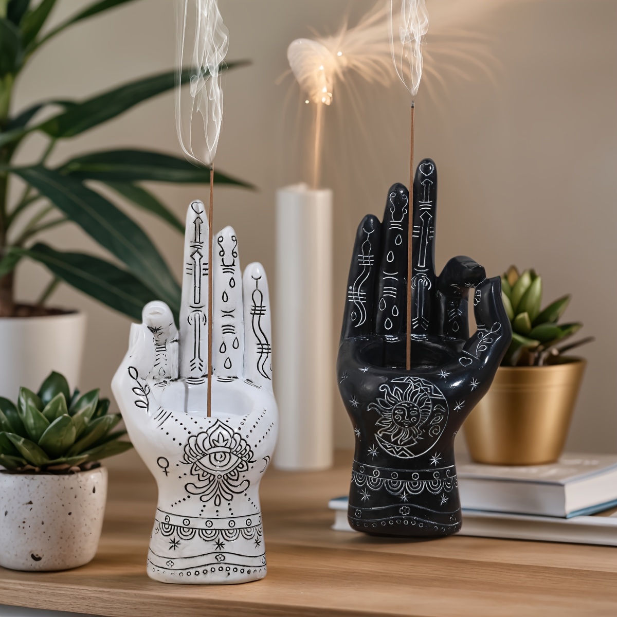 

Artistic Hand For Eid Al-fitr Home Decor - Stylish Eid Gifts - Handcrafted Hand-shaped