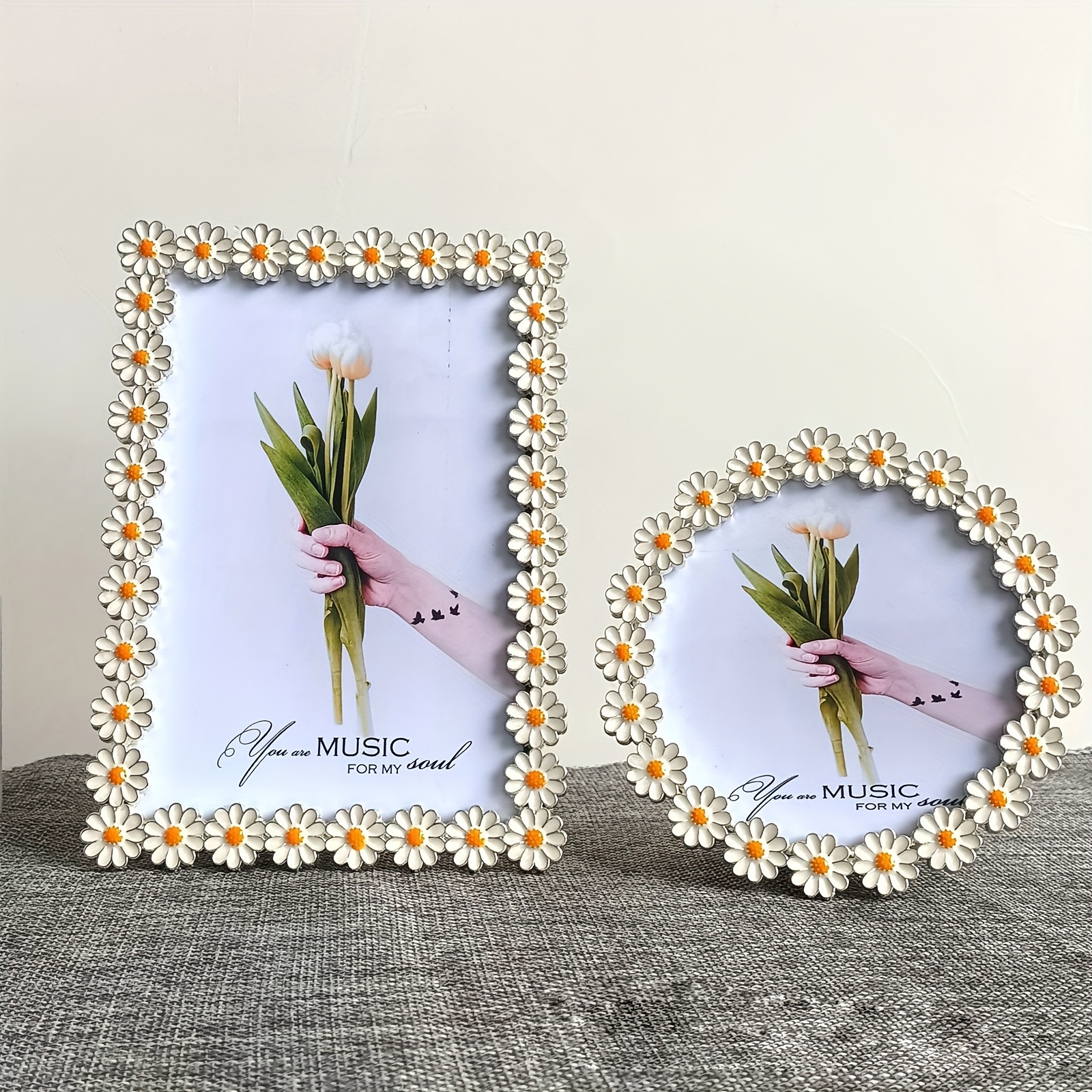 vintage daisy metal photo frame horizontal desktop wedding keepsake valentine s day gift   decor with random photo paper