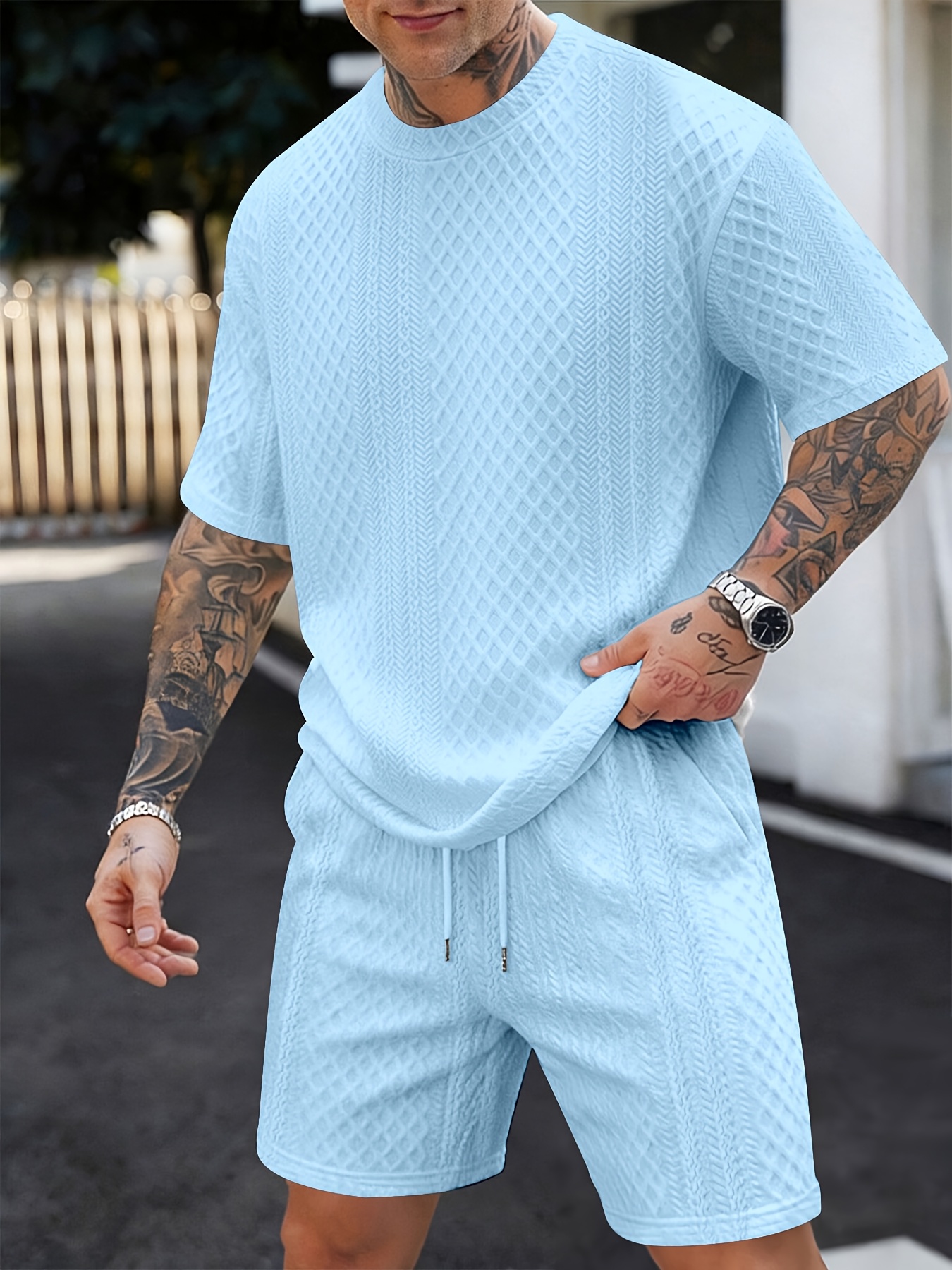 Men's New Textured Fabric Crew Neck T-Shirt + Drawstring Shorts Set