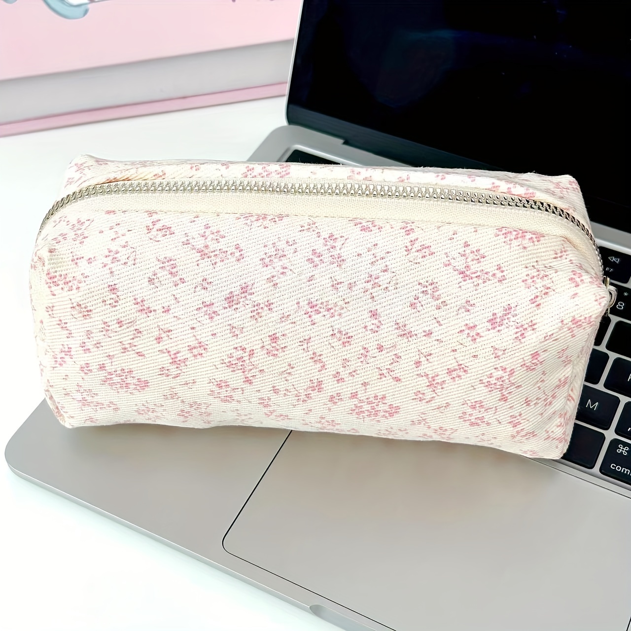 

1pc Pink Floral Canvas Pencil Case - Cute And Stylish Stationery Organizer For School Supplies And Gifts