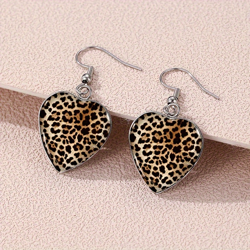 

1pair Sexy Y2k Leopard Print Dangle Earring, Heart Shape Cabochon Earrings, Men Casual Leisure Fashion Jewelry Gift