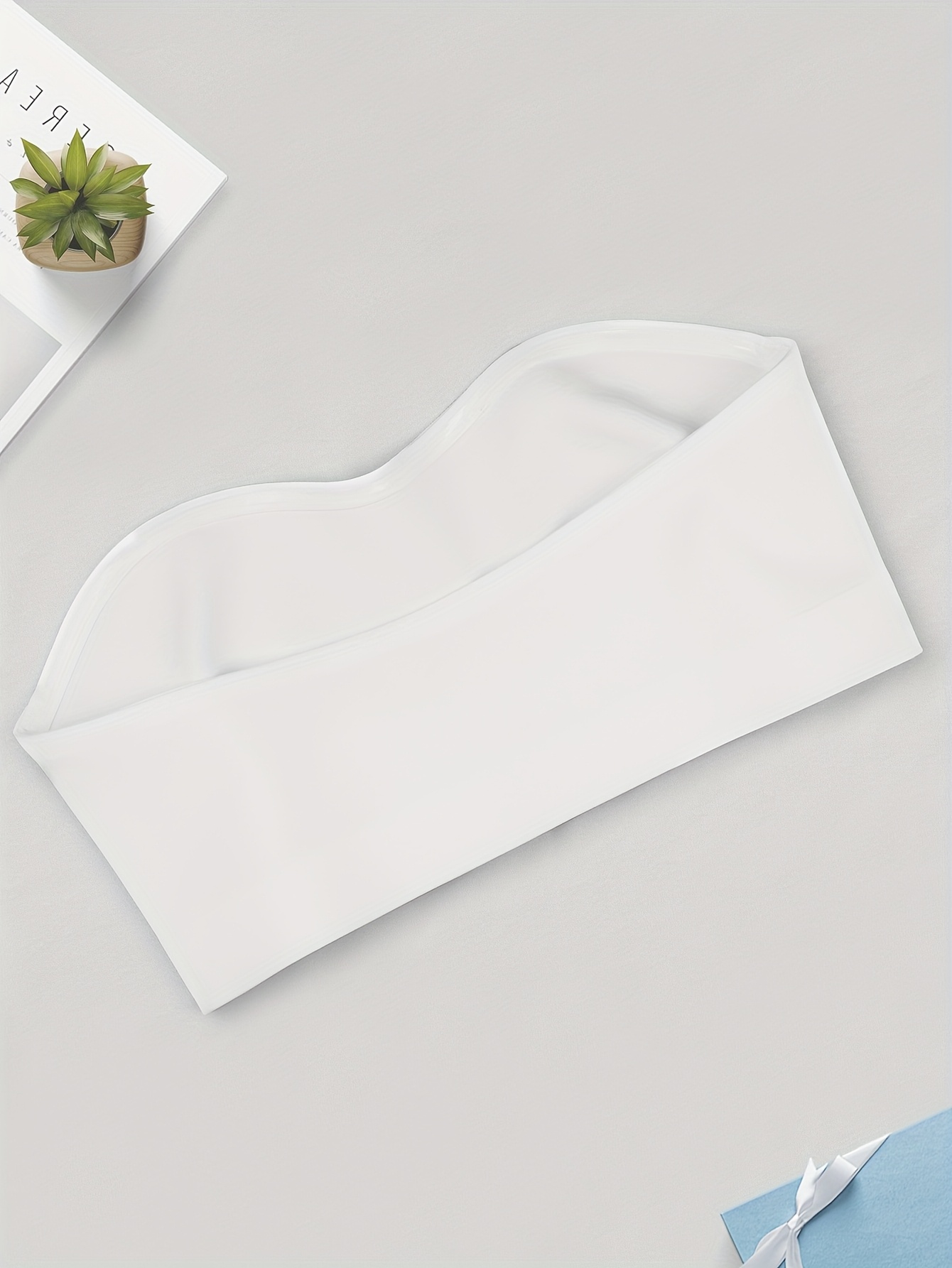 Women's Solid Color Front Closure No Padded Strapless Bra