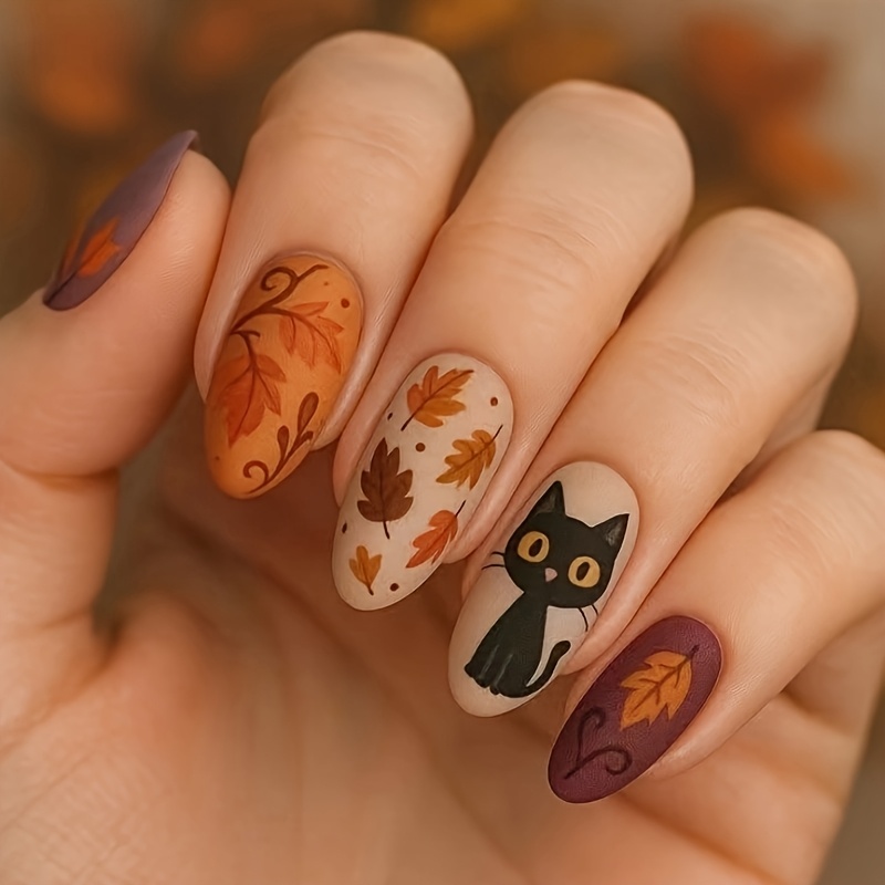 TEMU 24 stuks Herfst Retro Zwarte Kat Esdoornblad Draagbare Nagels, Matte Amandel Kist Vorm Handgeschilderde Vallen Bladeren Halloween Sfeervolle