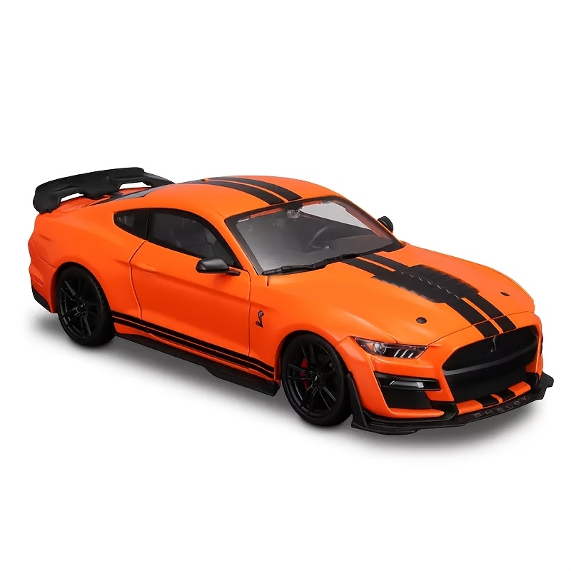 Maisto 1:24 2020 Diecast Car Model Handicraft Decoration Collection Toy Gift