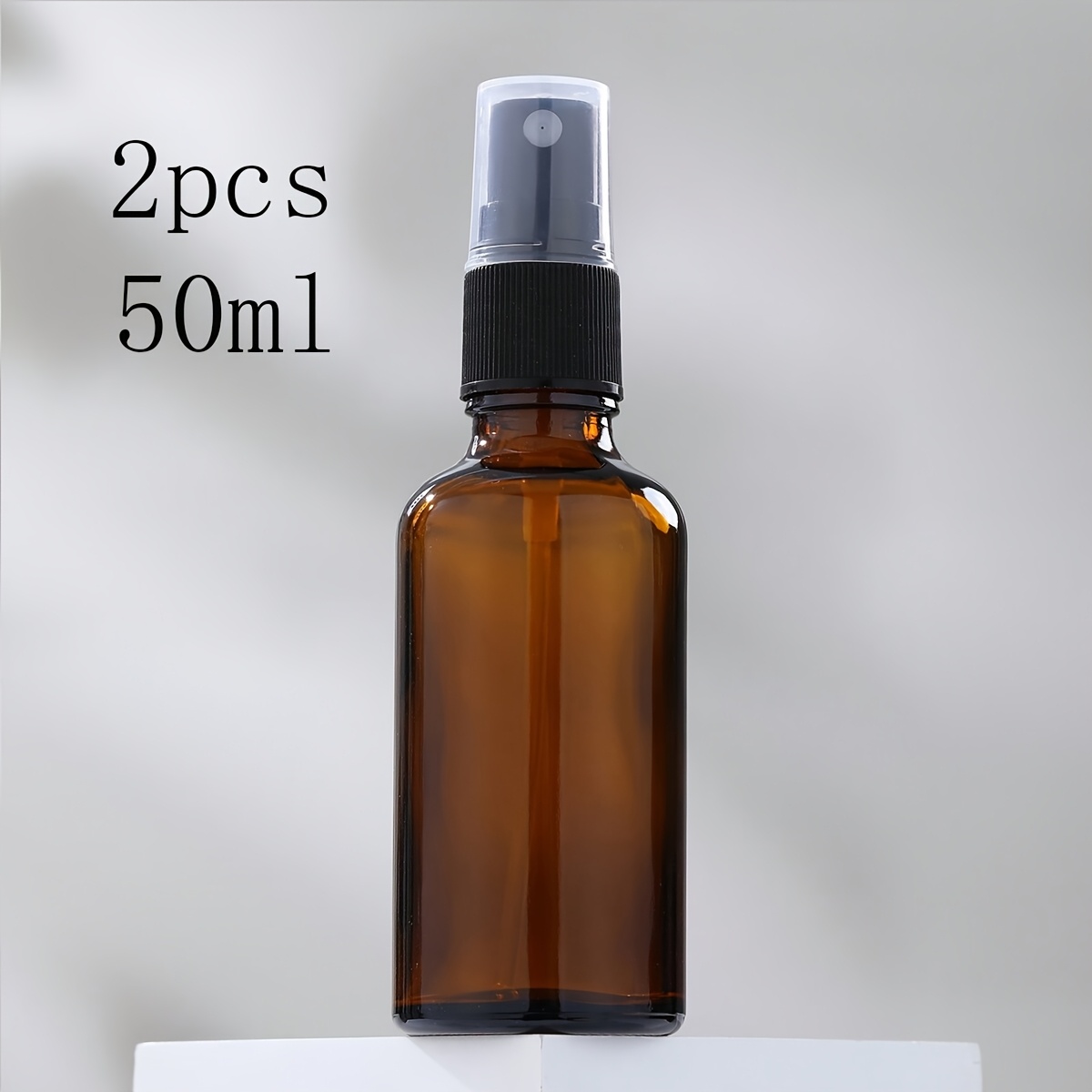 E-shop Set mit zwei Sprühflaschen aus bernsteinfarbenem Glas mit Schutz, erhältlich in den Größen 15 ml, 30 ml und 50 ml, geeignet für ätherische Öle,