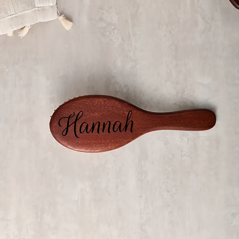 Image of A Customizable Women's Home Hairbrush With Engraving, Massage Function, Anti-static , Volumizing, Hair Care, Camphor And Sandalwood Scent, And Air Cushion Design
