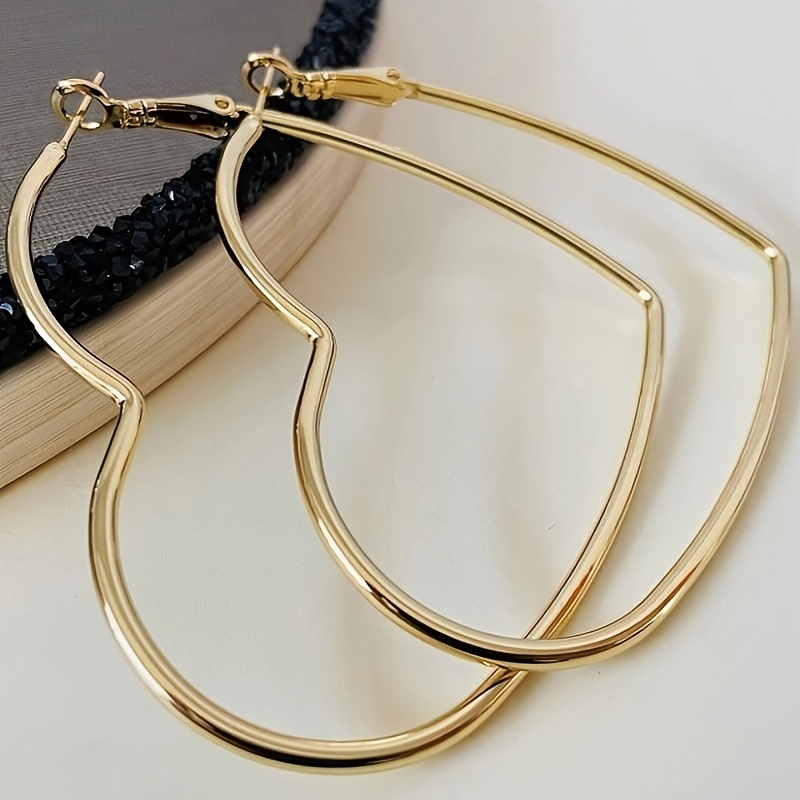 

1 Pair Simple Heart-shaped Hoop Earrings, Iron Material With Unique Plating, Versatile For And Gift-