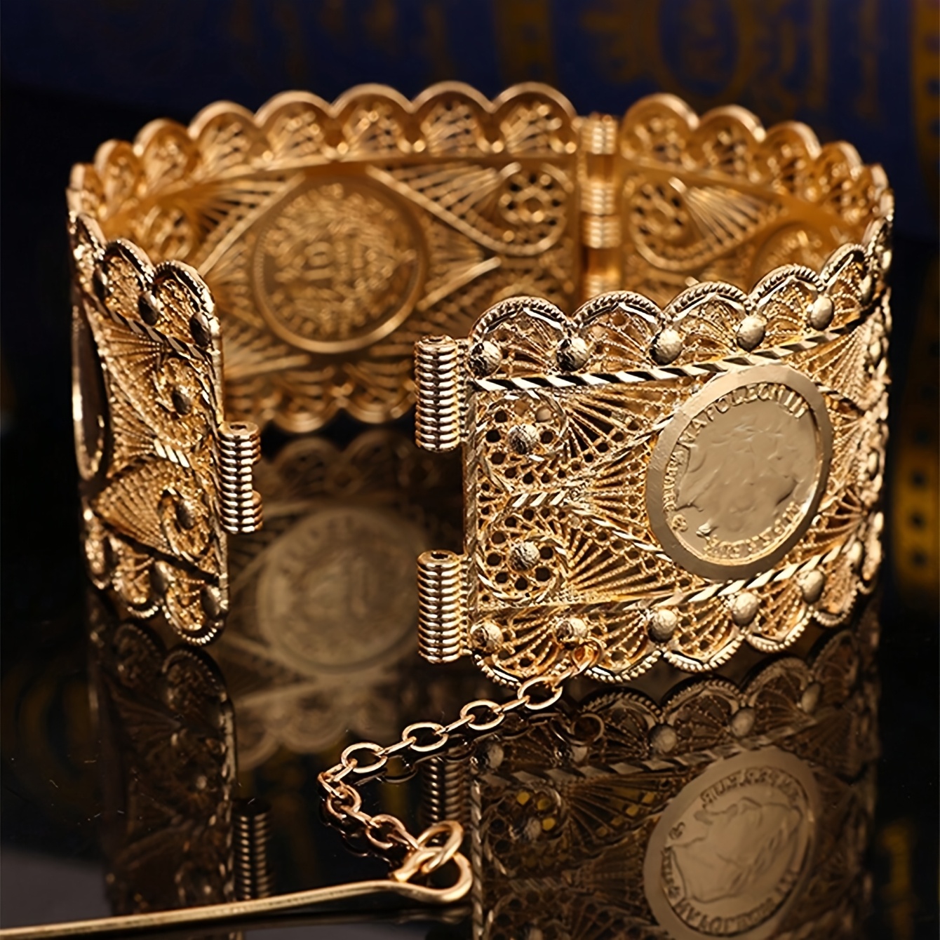 TEMU 1pc Moroccan Women's Vintage Hollow-out Bracelet, Ladies' Jewelry Bangle, Bridal Bracelet For Wedding Parties, Festive Events, Women's Holiday