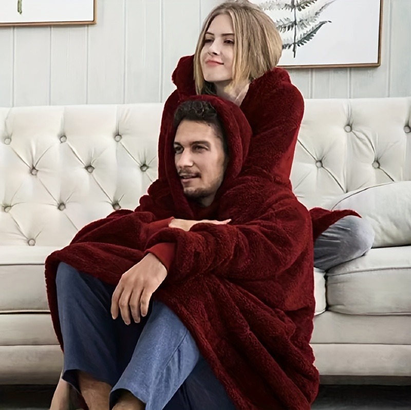   of autumn and winter comfortable loose double sided velvet hooded sweater thickened and     as a blanket new couples pajamas mens and womens same style couples style details 0