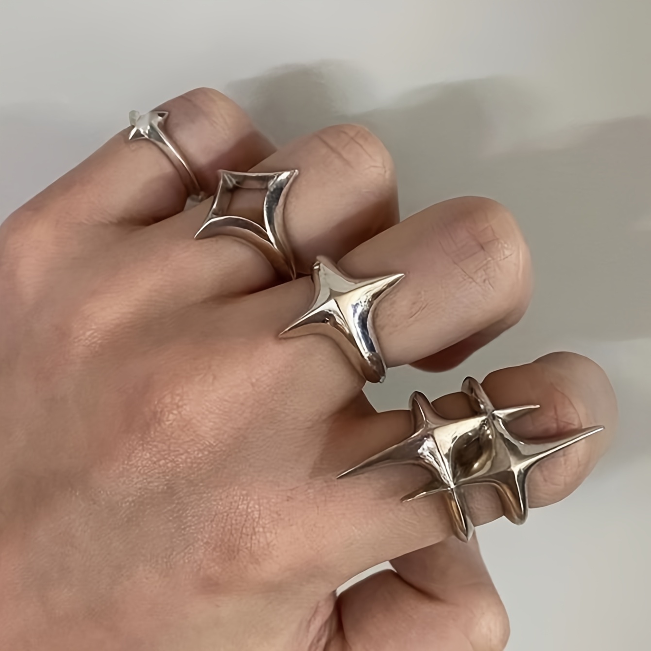 4pcs Women's Ring Hip Hop Four Pointed Star Ring Set Stackable Rings