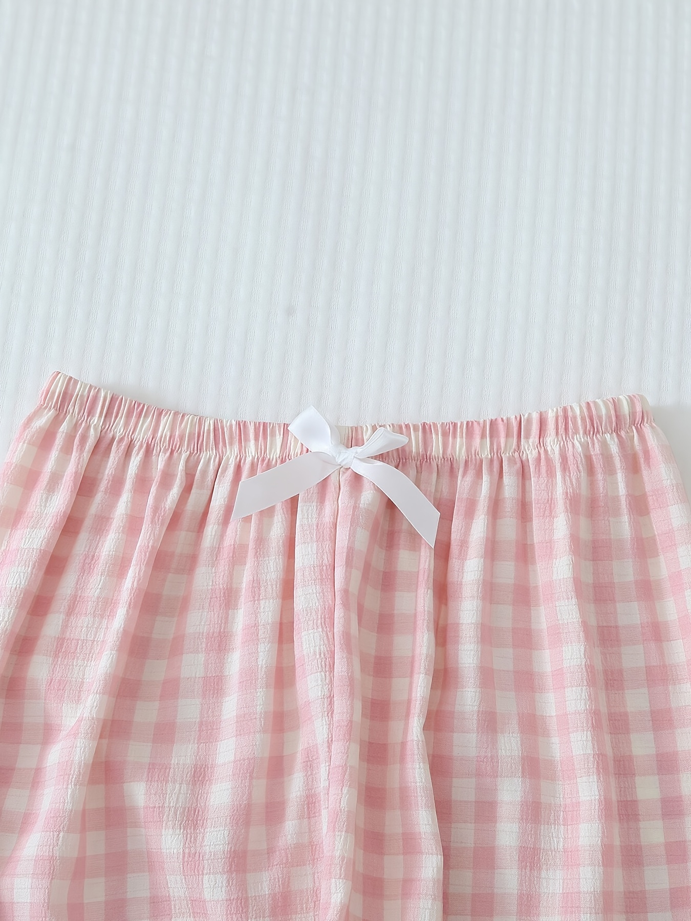 checkered print pajama set short sleeved v neck button shirt and stretch trousers polyester pajama set machine washable Product details 2