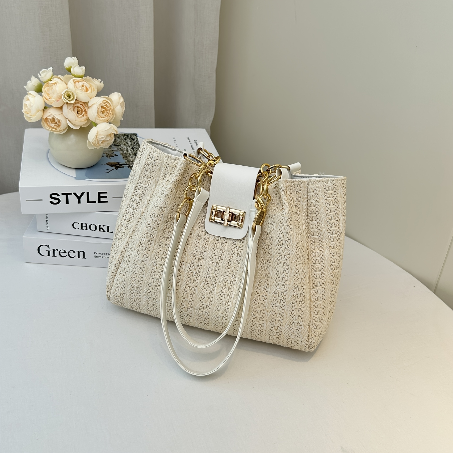 Elegant Women's Large Capacity Woven Fabric Shoulder Bag With Adjustable Chain Strap And Front - White/black, Suitable For Casual And Shopping Vacation, Woven Handbag