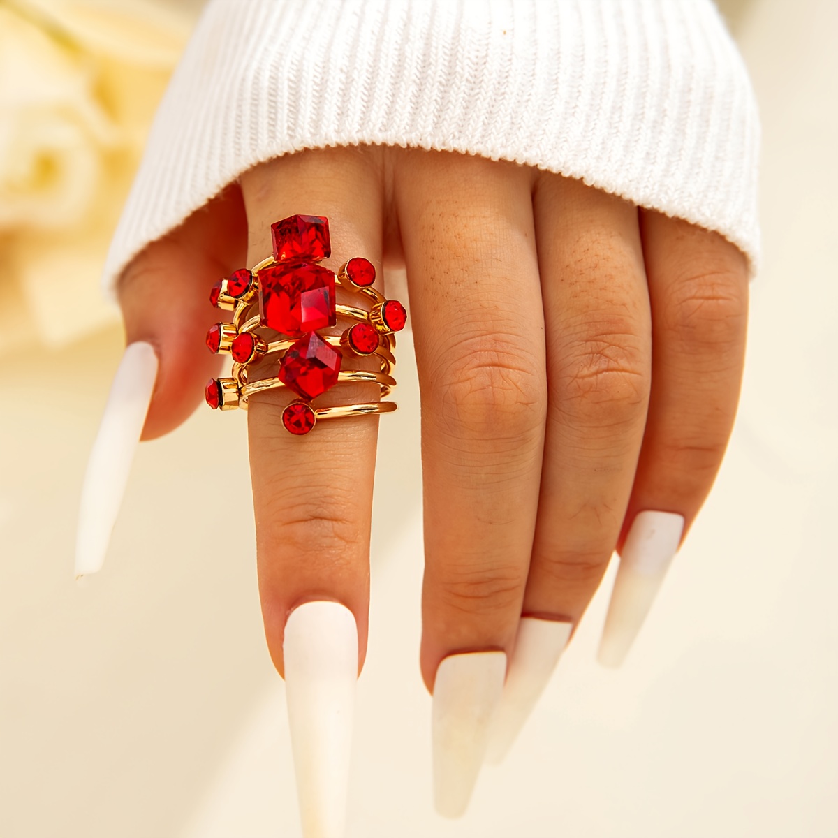 1pc Spring Ring Inlaid With Red Rhinestones Ring Suitable For Banquet Party Party To Send Ideal Holiday Gift Ladies Versatile Jewelry