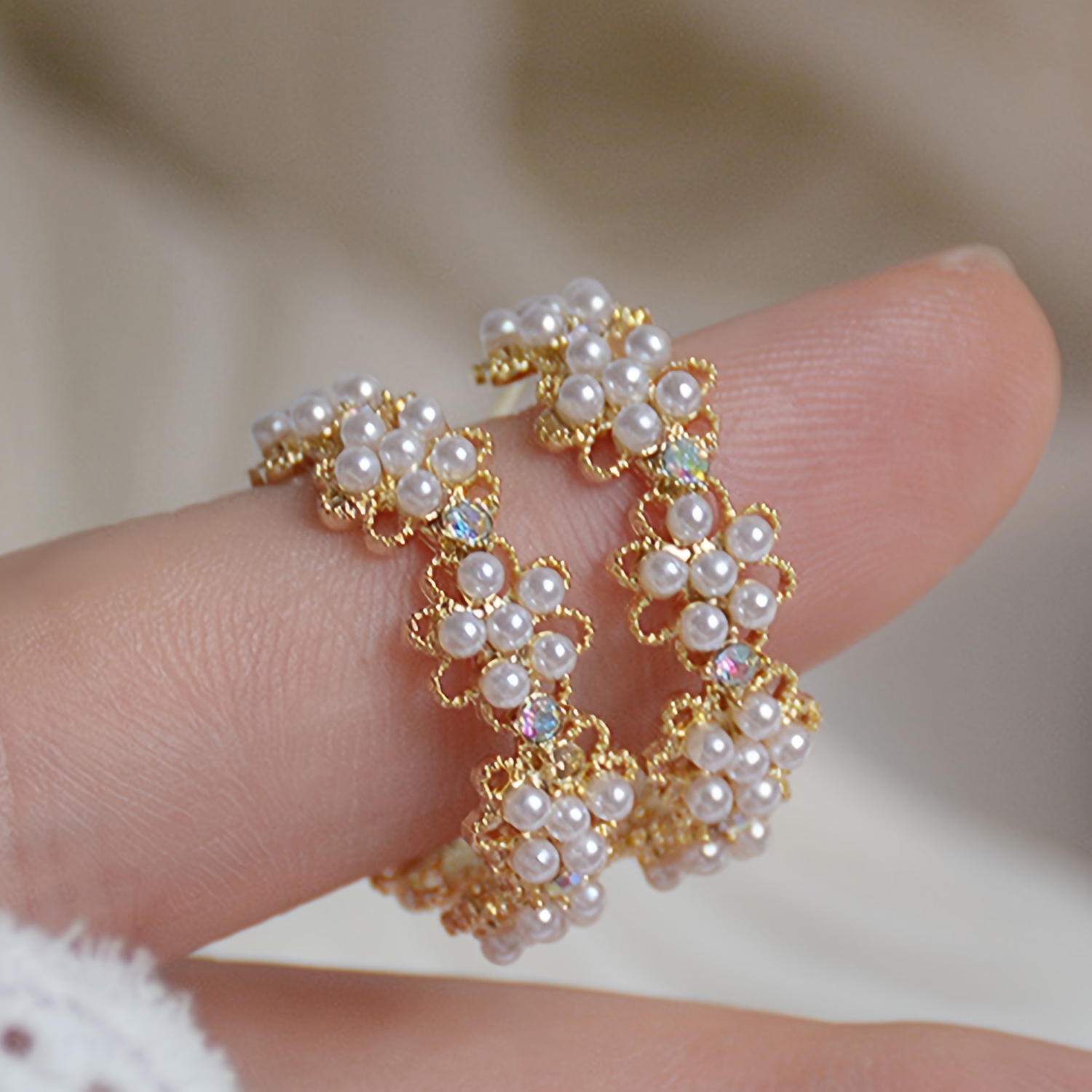 1 Pair Of Luxurious, Exquisite, High-end, Elegant Faux Earrings