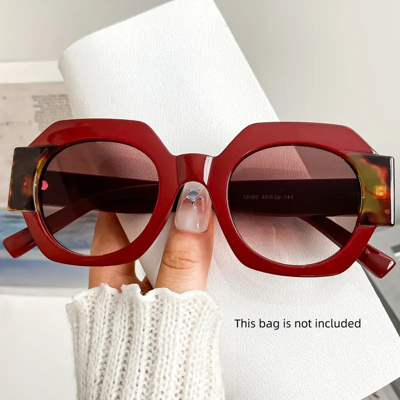 flat   fashion glasses for   men and women high end decorative eyewear suitable for trendy casual wear   womens everyday use   print 11