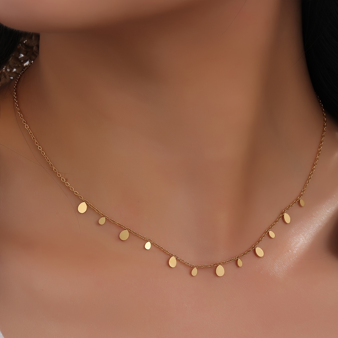 

Elegant Golden-tone Stainless Steel Necklace With Chic Geometric Oval Pendants - Ideal For Women's , Vacations & Parties, Pendant Necklace