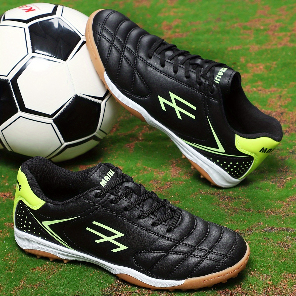 mens size 7 football cleats