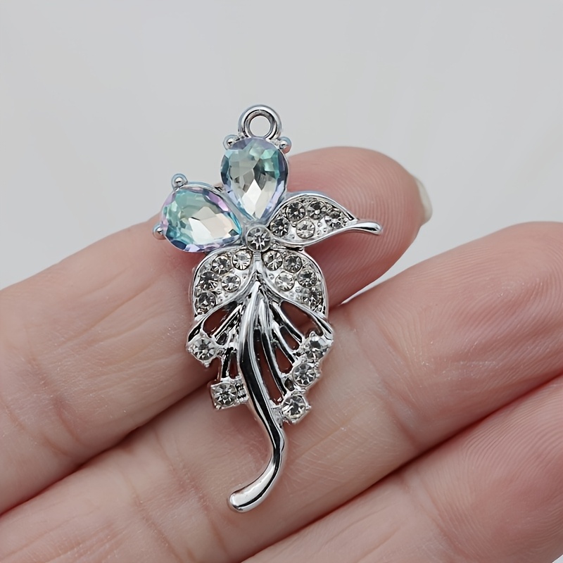 10pcs Dazzling Flower Pendant Mix for Jewellery Making