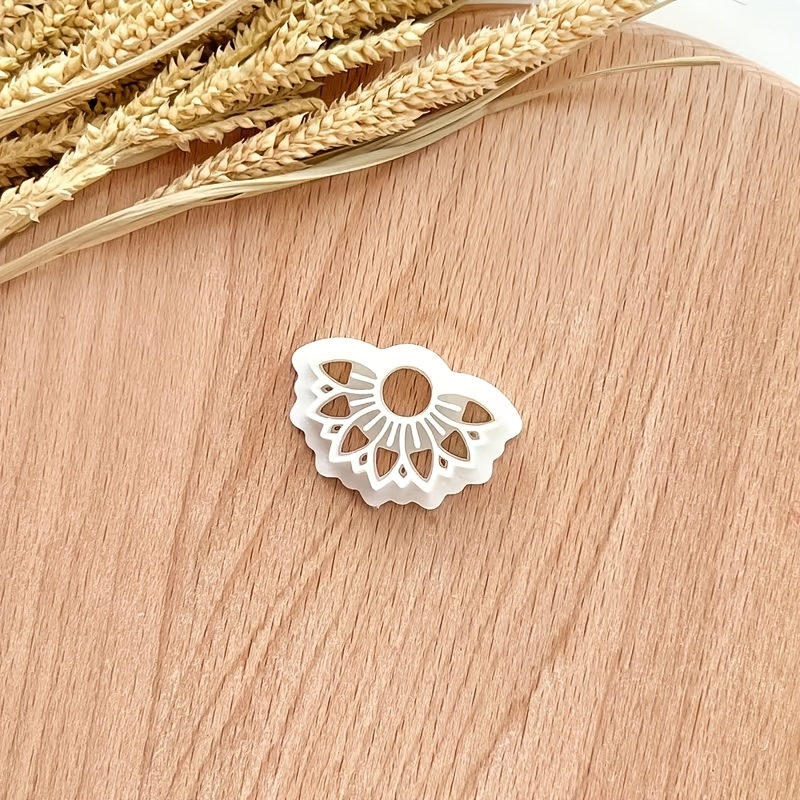 TEMU 1 lot d'emporte-pièces élégants en pâte polymère sur le thème - Kit de fabrication de bijoux, moules créatifs pour découper la pâte pour et