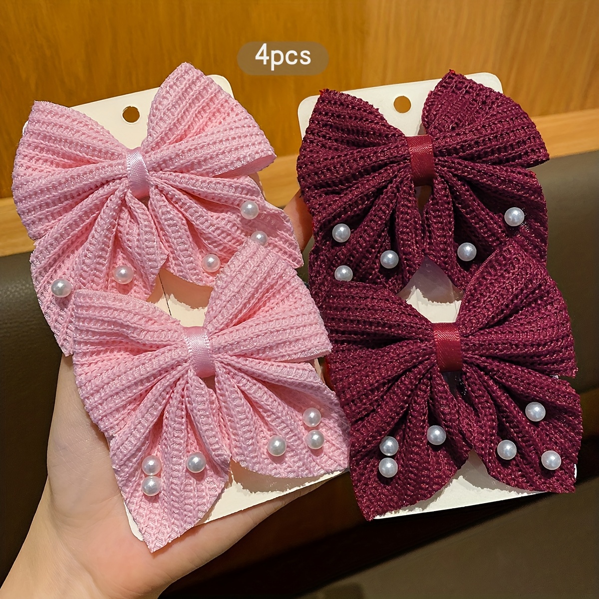 4 Stylish Bow Hair Clips Suitable For Daily Use