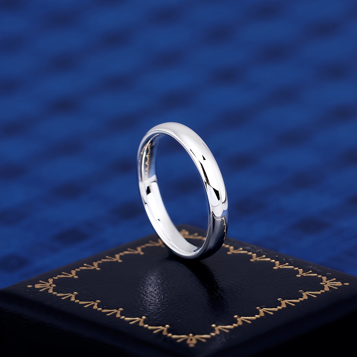 TEMU 1pc Fashion Hypoallergenic 304l Stainless Steel Ring, Non-fading 4mm Band, Unisex Engagement Promise Wedding Band, Perfect For Valentine's Day,