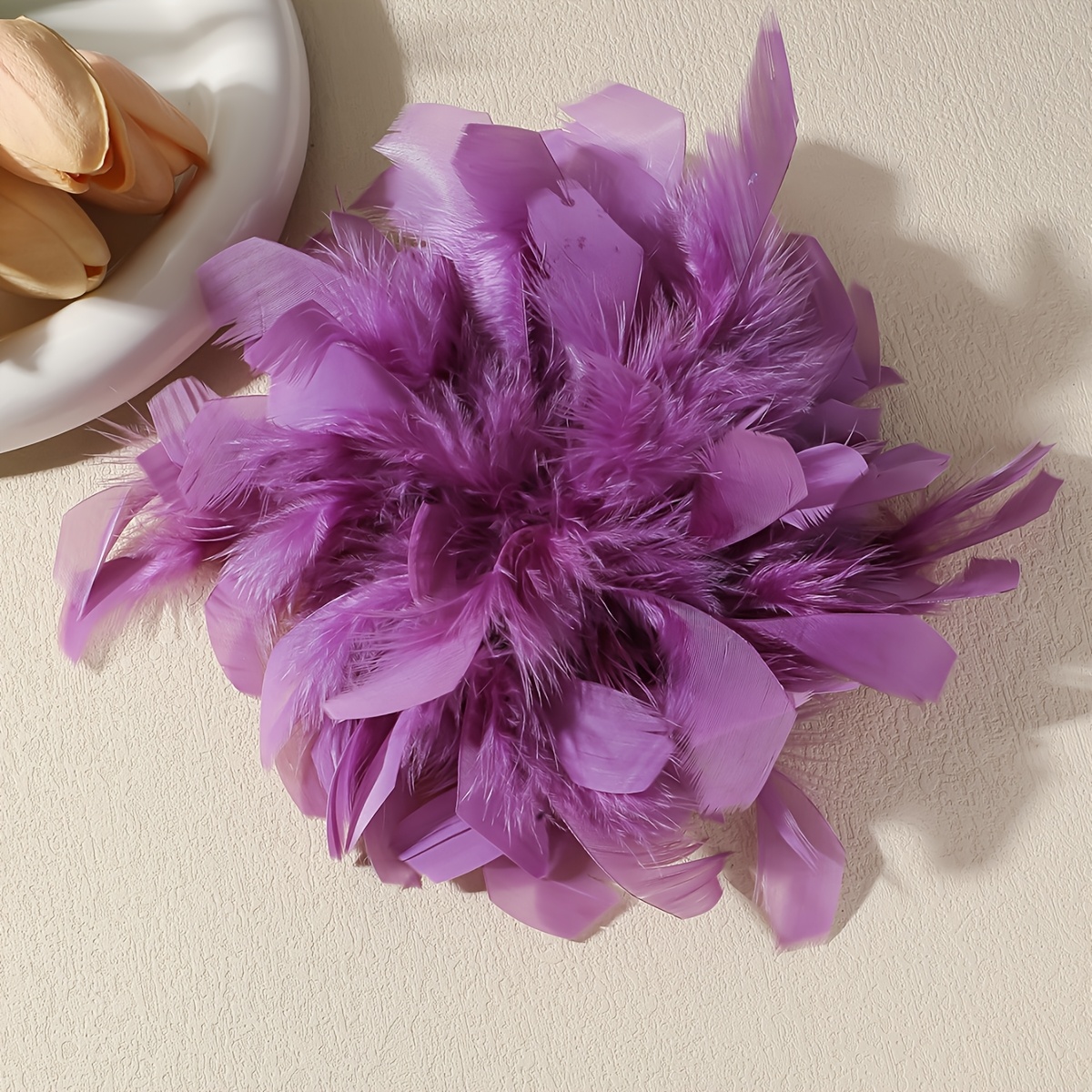Vintage Elegant Hand-Woven Artificial Feather Brooch