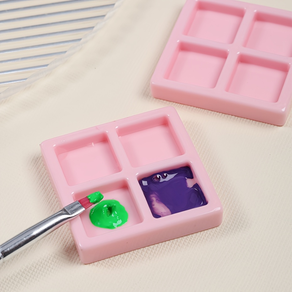 Multifunctional 4-Grid Nail Palette Portable Painting Tool
