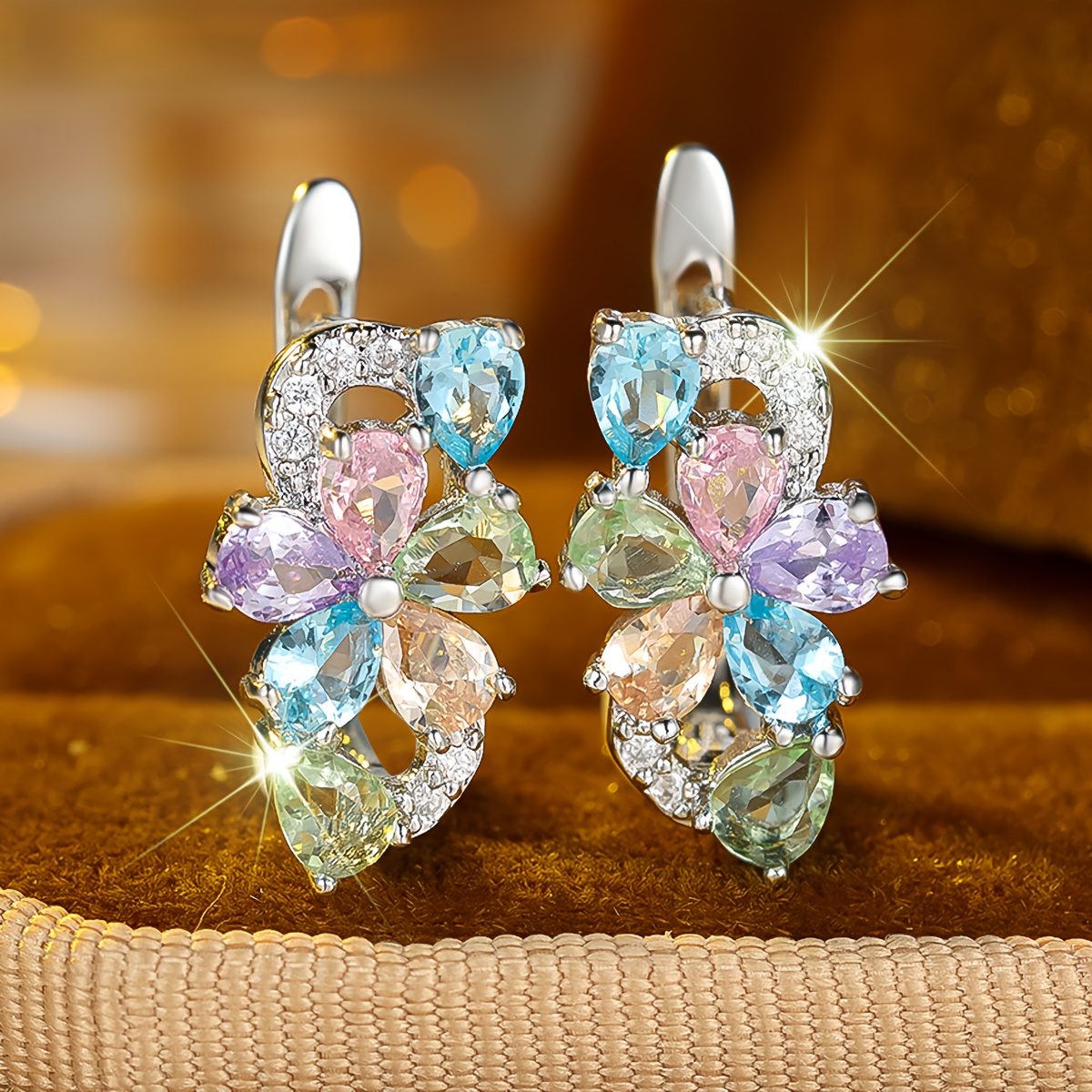 E-shop ANGOL Paar blütenförmige mehrfarbige synthetische Zirkonia-Ohrringe für Damen, elegant, geeignet für Partys, Hochzeiten den