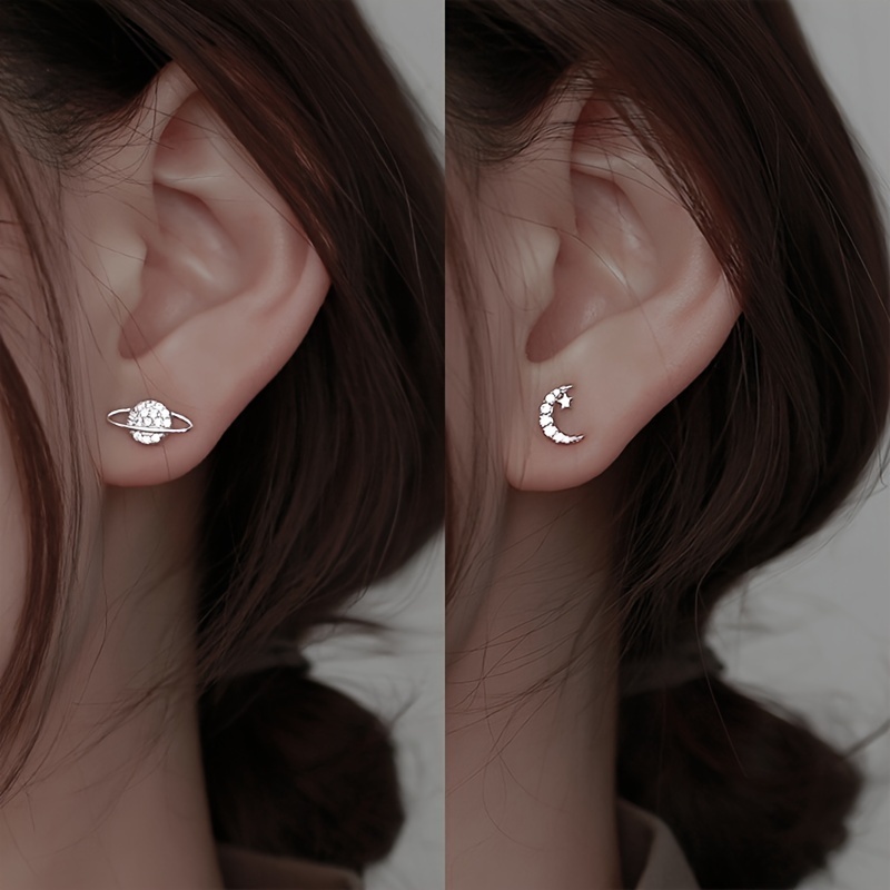 

Fashion Asymmetrical Day And Night Bodies Moon And Earrings, Synthetic Zirconia , Alloy Ear Needle, Stylish Female Ear Jewelry For Adults Over 15 Years Old