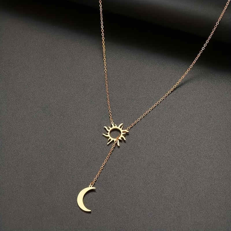 1 Stylish Sun And Moon Women's Fashion Pendant Necklace